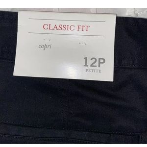 NWT Christopher & Banks Stretch Capris Women’s 12